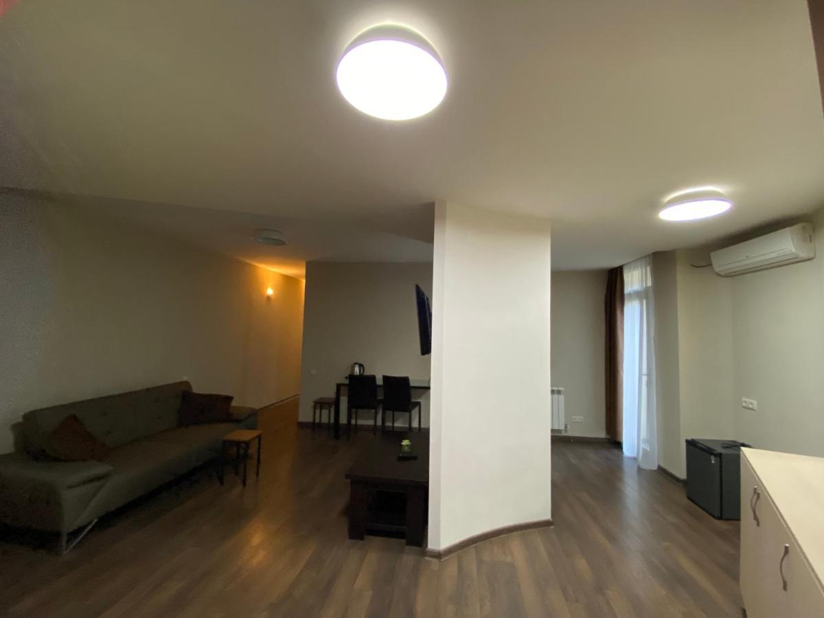 City Center Apart Hotel Tbilisi ภายนอก รูปภาพ